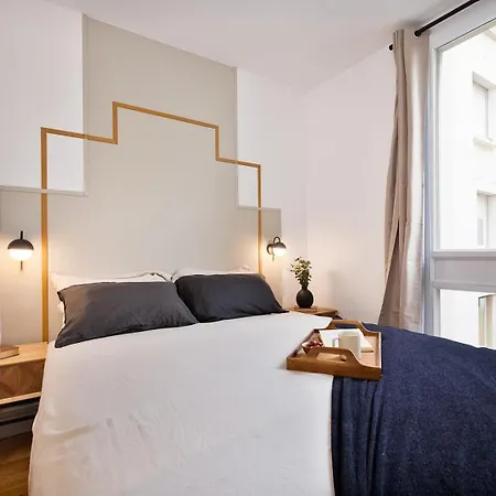 Halic - 3 A Levallois-perret Apartment *